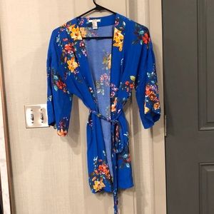 Forever 21 Kimono/Robe/Beach Cover-Up